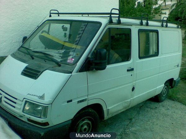 VENDO RENAULT TRAFICC 2.1 DIESE