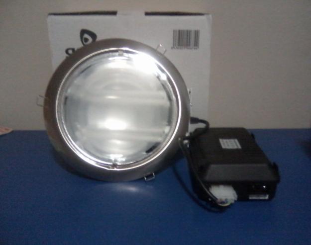 Venta de Downlights de bajo consumo por liquidación.