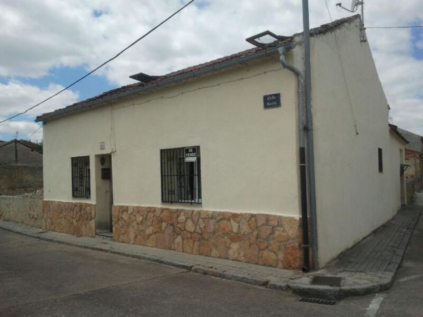 Se vende casa de pueblo