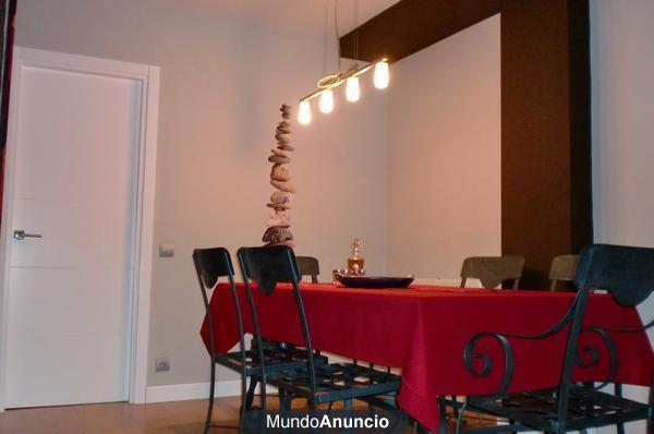 SE VENDE CONJUNTO DE MESA Y SILLAS DE FORJA DE DISEÑO EXCLUSIVO