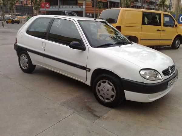 vendo CITROEN SAXO año 2002 DIESEL de muy bajo consumo 1700 uros