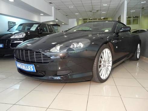 ASTON MARTIN DB9 VOLANTE