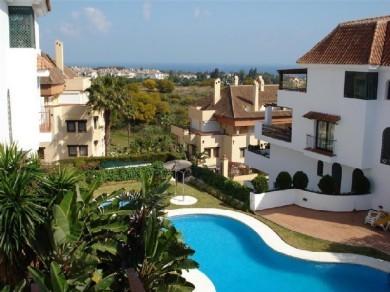 Apartamento con 4 dormitorios se vende en Marbella, Costa del Sol