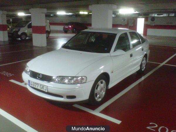 OPEL VECTRA 5P BLANCO, 1.8 16V GL 115 CV