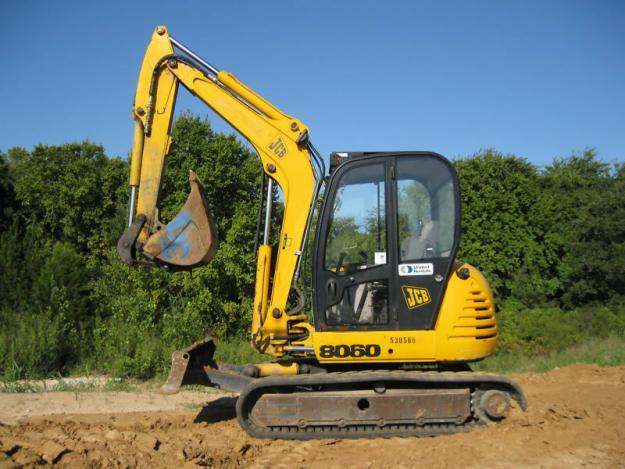 2003 JCB 8060