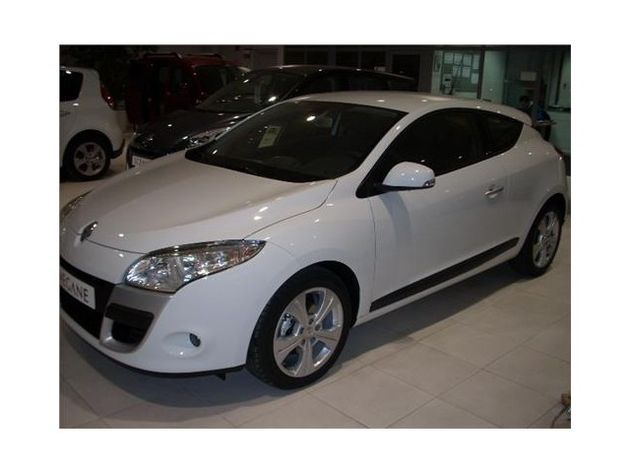 RENAULT MEGANE DYNAMIQUE 1.6 16V 110 E5