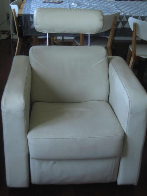 Vendo sillón de cuero blanco