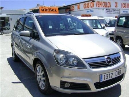 OPEL ZAFIRA  1.9CDTI COSMO AUTOMATICO.120 - Malaga