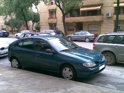 VENDO RENAULT MEGANE 1.9 DIESEL