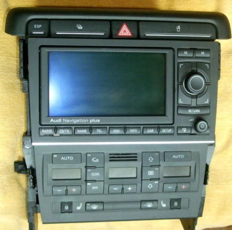 AUDI A4, SEAT EXEO RNS-E DVD with console & climatronic