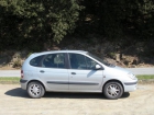 Vendo Renault Megane Scenic del año 2000 - mejor precio | unprecio.es