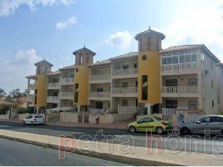 Apartamento en venta en Villamartin, Alicante (Costa Blanca)