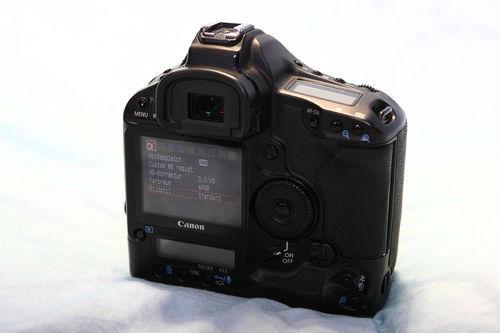 Canon 1ds mark iii 21.1 mp body