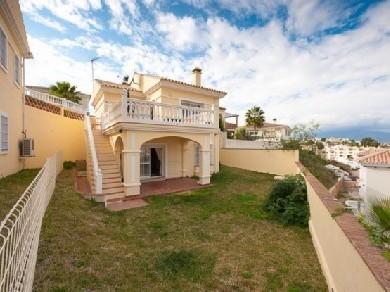 Chalet con 3 dormitorios se vende en Mijas Costa, Costa del Sol