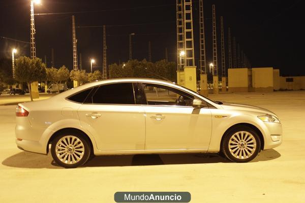 Se vende Ford Mondeo Titanium 2.0 TDCI 140 CV 4P