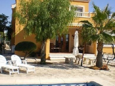 Chalet con 5 dormitorios se vende en Crevillente, Hondon Valley