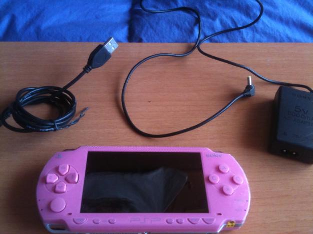 PSP ROSA CON PRIMER FIRMWARE 1.0 Y HACK