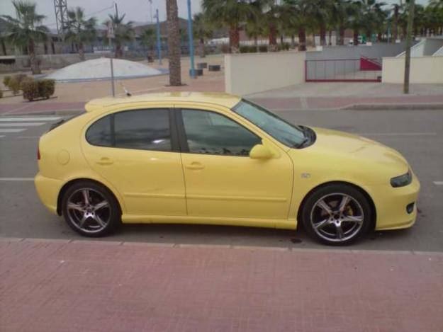 Se vende seat leon 1.9 tdi sport 150 fr. [urge]