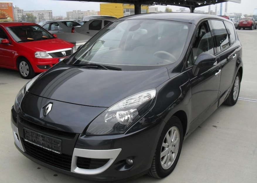 Renault Grand Scenic  1.9 dCi/130CV SS Dynamique