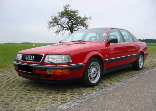 Audi V8 1989