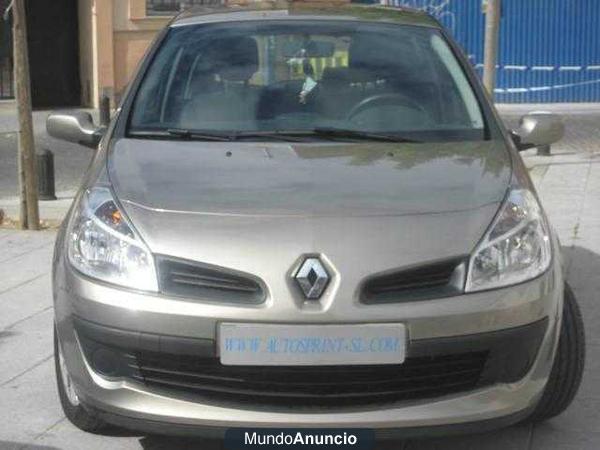 Renault Clio 1.5DCI Dynamique 85 eco2