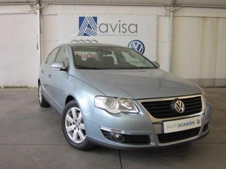 VOLKSWAGEN PASSAT 2.0 TDI SPORTLINE - Sevilla