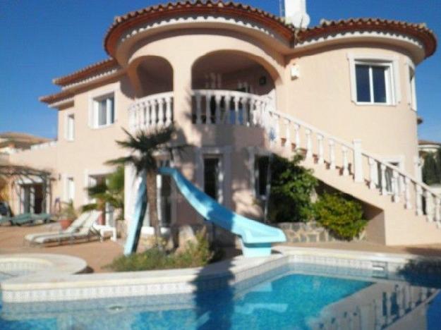 Chalet en venta en Nucia (la), Alicante (Costa Blanca)