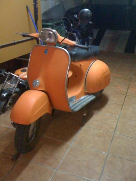 vespa en excelente estado