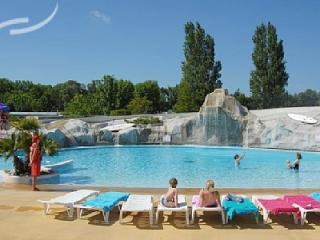 Mobilhome : 6/8 personas - piscina - isla de oleron  charente-maritime  poitou-charentes  francia