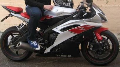 se vende yamaha r6r de junio de 2008