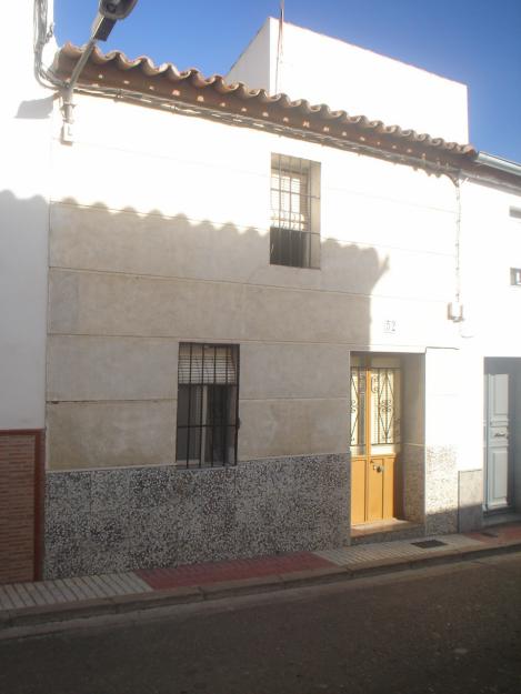 Casa en Belmez para entrar a vivir por 42.000 euros.