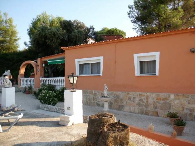 Chalet en venta en Ontinyent, Valencia (Costa Valencia)