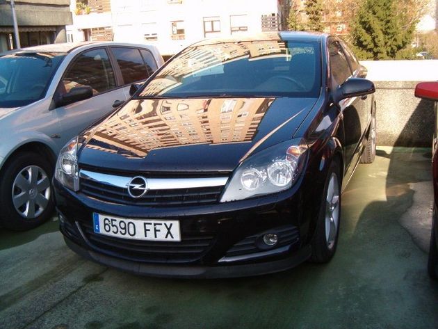 OPEL ASTRA  GTC 1.7CTDI SPORT