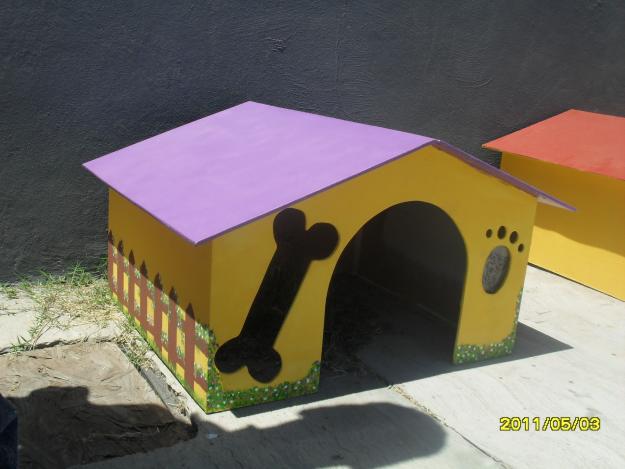 CASAS PARA PERROS