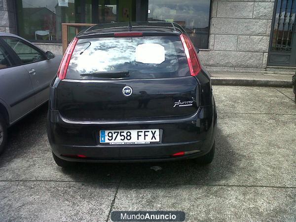 VENDO FIAT PUNTO SEMINUEVO, 4 AÑOS Y 52.000KM