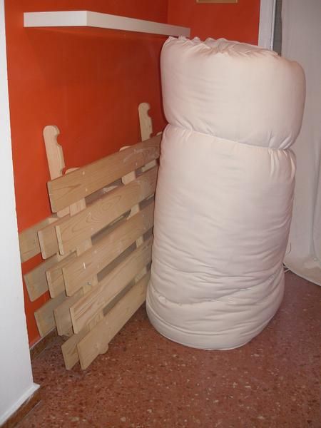 cambio futon 1,50x1,90 de lana con estructura de ikea por cama individual