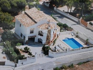 Chalet con 6 dormitorios se vende en Moraira, Costa Blanca