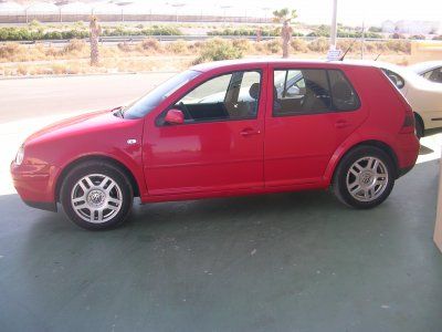 VOLKSWAGEN GOLF 1.9 TDI 25 ANIVERSARIO - Almeria