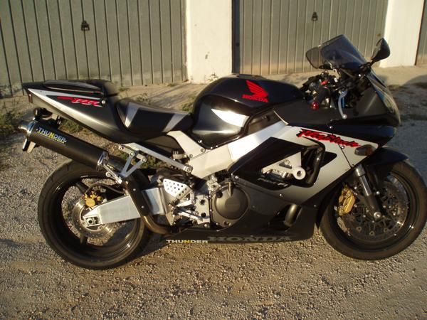 honda cbr 900