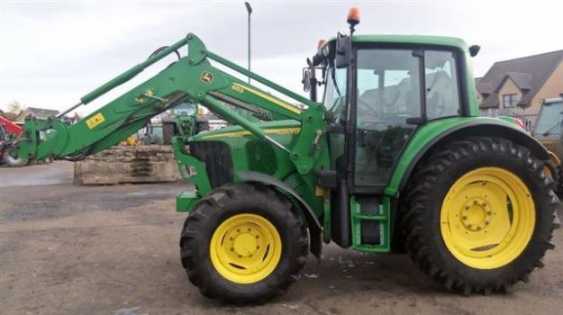 John Deere 6420