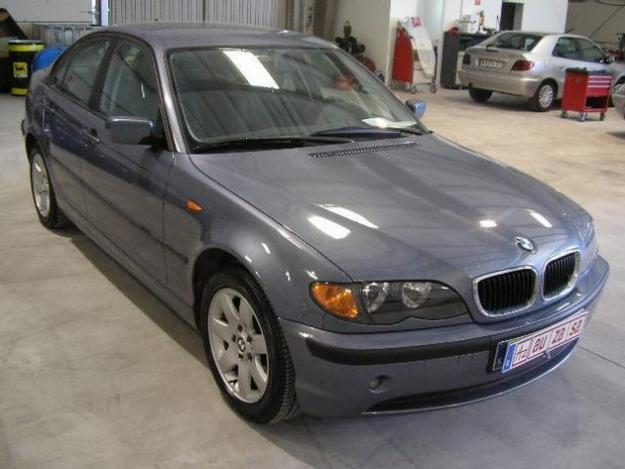 Venta de coche BMW 320D  150cv  6velocidades '03 en Zamora