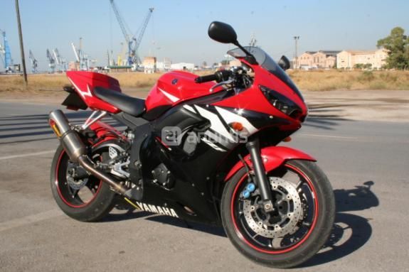 Yamaha R6 vendo o cambio por coche o monovolumen