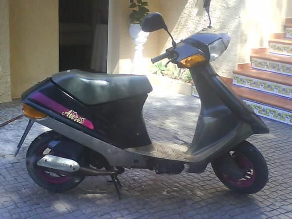 vendo ciclomotor suzuki adress 50  (alicante)