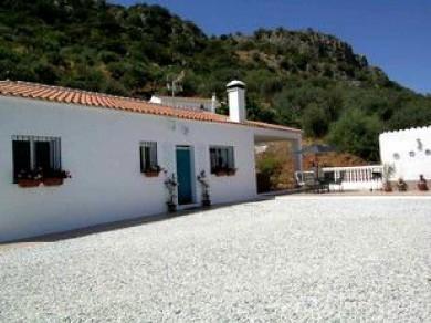 Chalet con 3 dormitorios se vende en Comares, Axarquia