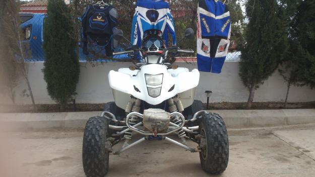 Quad Suzuki LTZ-400