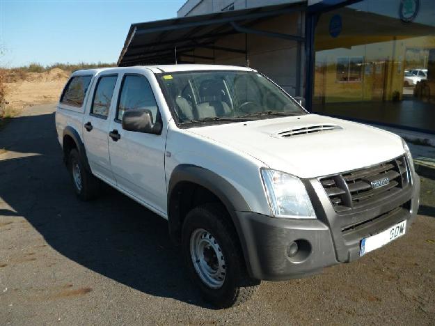 Isuzu Pick up D-MAX 25 TDI 136 cv en Caceres