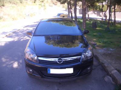 Opel Astra GTC 1.9 CDTI COSMO