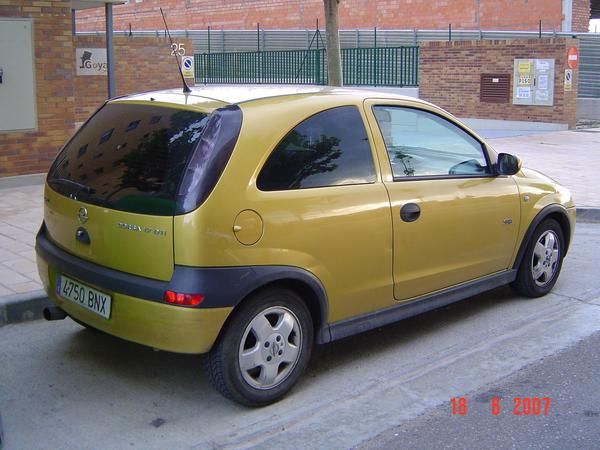 OPEL CORSA 1.7DTI XRI