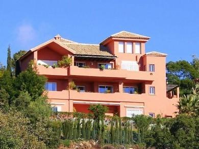 Chalet con 7 dormitorios se vende en Marbella, Costa del Sol