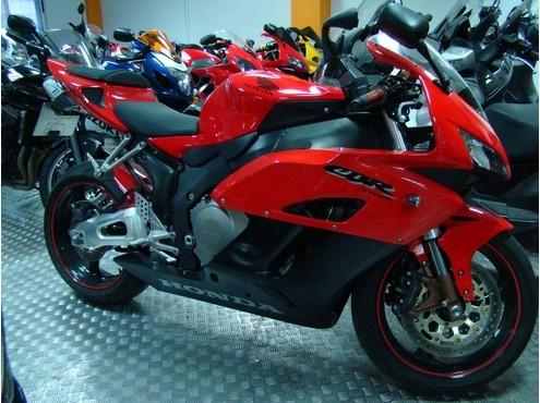 CBR 1000RR 2004